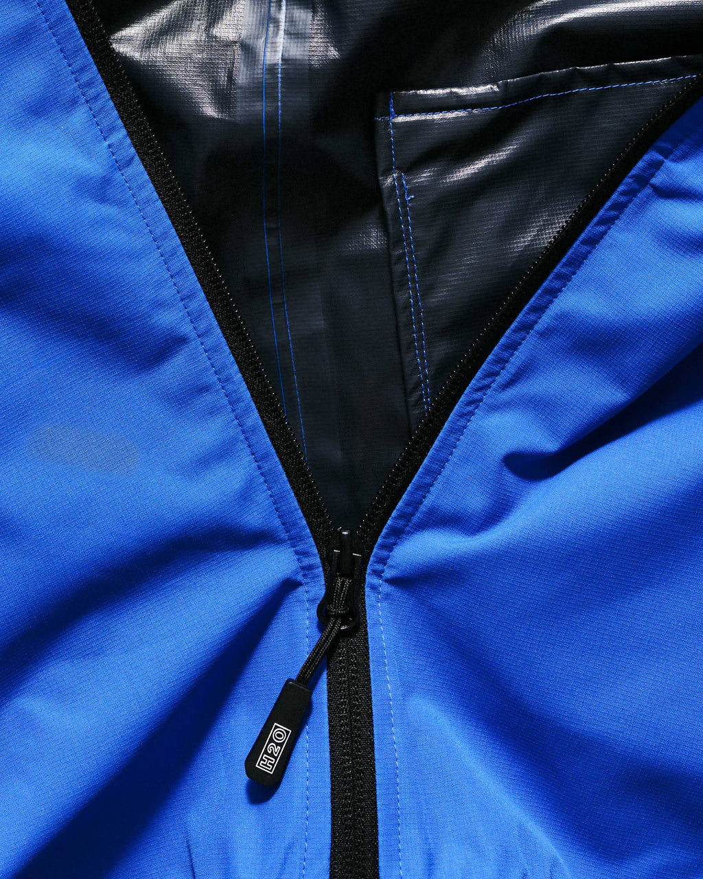 Rømø Light Weight Packable Rain Jacket - Blue